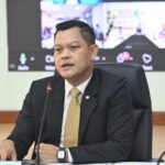 泰国议长被指违反议会规则遭举报 涉及借调女明星公务员