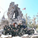 帕塔拉婉率团拜访他信 为泰党视9号为胜利象征