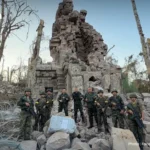 泰国海军陆战队员在特拉特地区被地雷炸伤