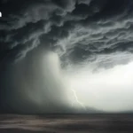 洪森发布阿努廷与巴良省长共进晚餐视频