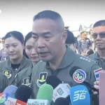 泰国总理阿努廷在儿童节发布罕见旧照 随同泰国政治家