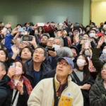 冷锋影响泰国：气温骤降 万象城起雾