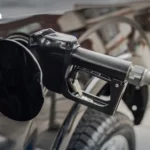 泰国多地气温上升1-2°C 南部季风雨持续