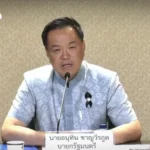 跟随Lisa探访泰国兰邦天空佛塔 感受云端信仰奇观