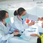 泰国海军驱逐30余艘闯入泰国领海的外国渔船