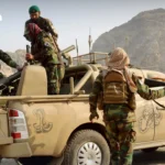 罗勇府暴雨致洪灾 普拉克丹区域严重受困 小型车辆通行受阻