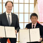 日本将根据具体情况考虑行使集体自卫权