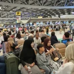 中东冲突加剧仰光燃料短缺，民众排队抢购