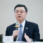 中东局势紧张：107名日本人及其家属经阿曼、阿联酋撤离抵达成田机场