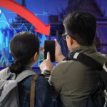 美联储按兵不动警示伊朗战争经济后果，美股周三大幅收跌