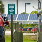 电动汽车、电池更换与太阳能推动泰国净零转型