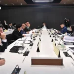 大阪地下商业街发生女子被刺伤抢劫案
