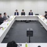 日本中部地区演示支持葡萄种植的机器人