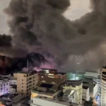曼谷Khlong Thom中心火灾：建筑局部坍塌火势蔓延，消防全力扑救已获控制
