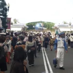 季风持续泰国四地大雨不止 气象局发布大风大浪预警至周日