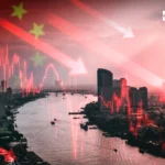 总理阿努廷视察沙迈区洪水灾情，承诺为曼谷灾民提供特别援助