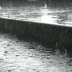纳空那育单日降雨达274毫米，洪水警报持续生效